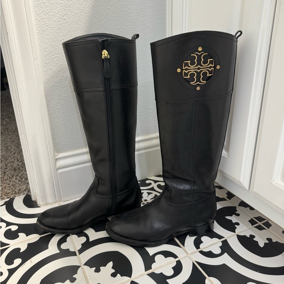 Shoes - Tory Burch Boots